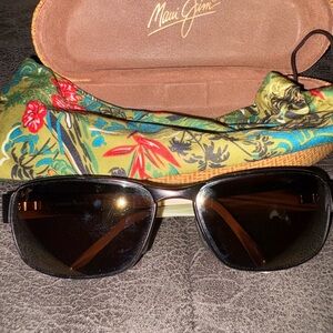 Maui Jim Black and Brown Sunglasses with Floral Case